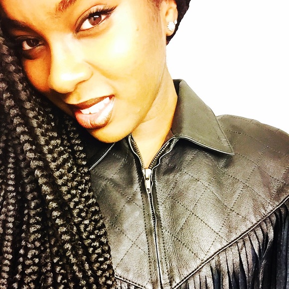 Meet your Posher, Breyona - Picture 1 of 1